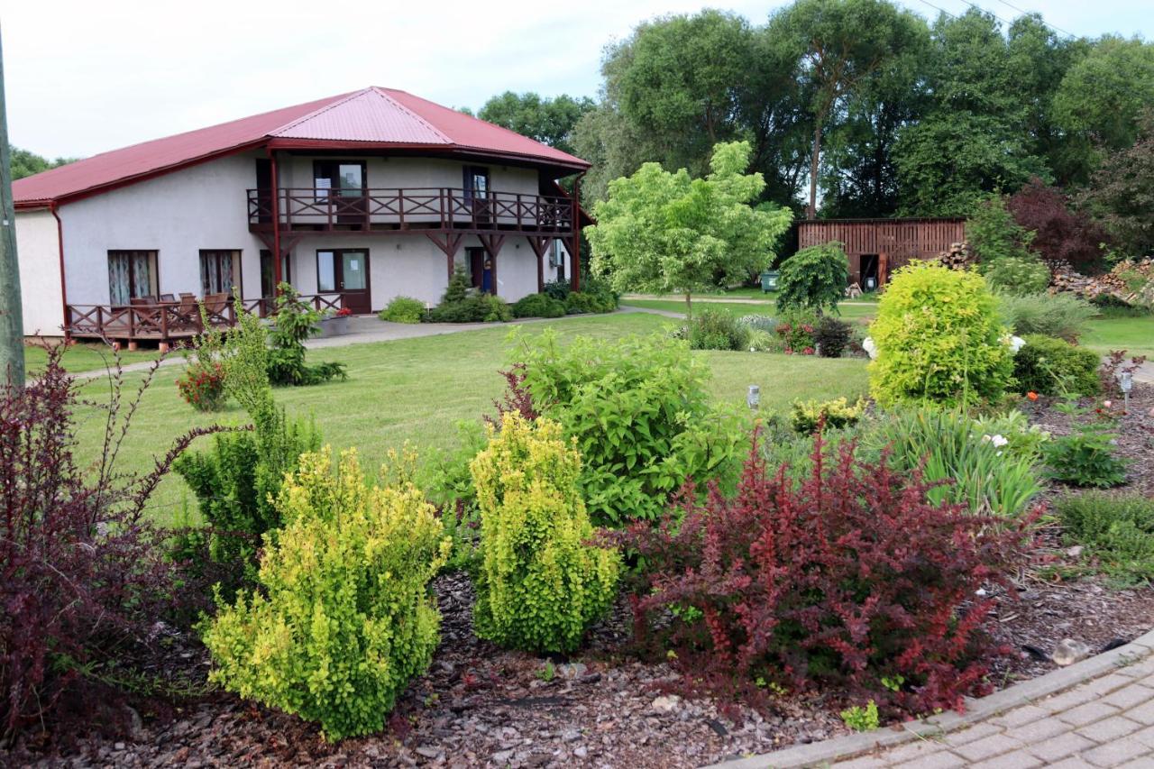 Viesu Nams Zala Sala Hotel Litavniki Exterior photo
